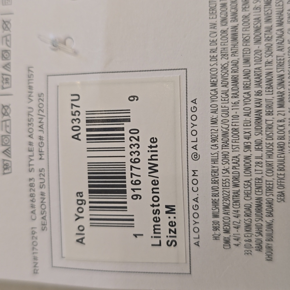 NWT Alo Yoga Unisex Crew Socks Medium - Picture 5 of 6